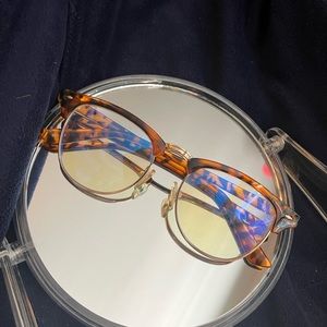 Blue light glasses